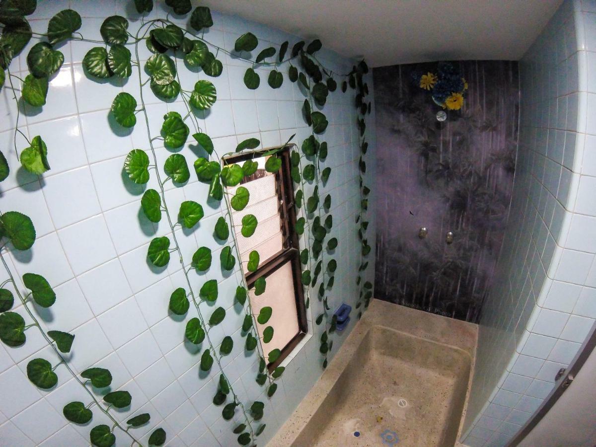 La Otra Mitad Hostel Armenia  Eksteriør bilde